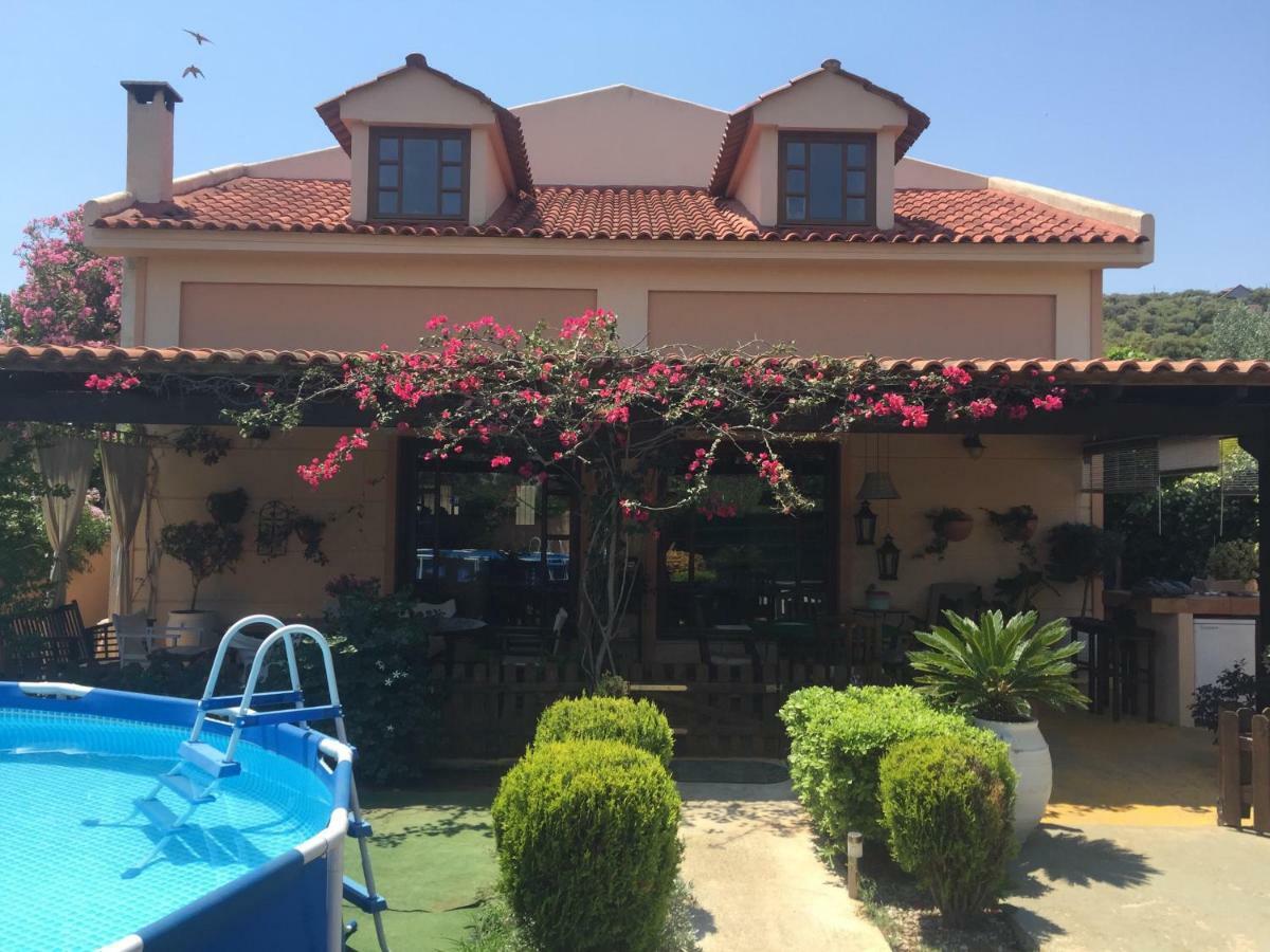 Rafina Great Feeling Villa Екстериор снимка