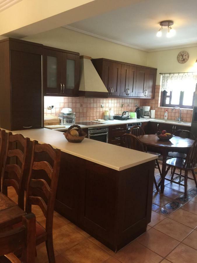Rafina Great Feeling Villa Екстериор снимка