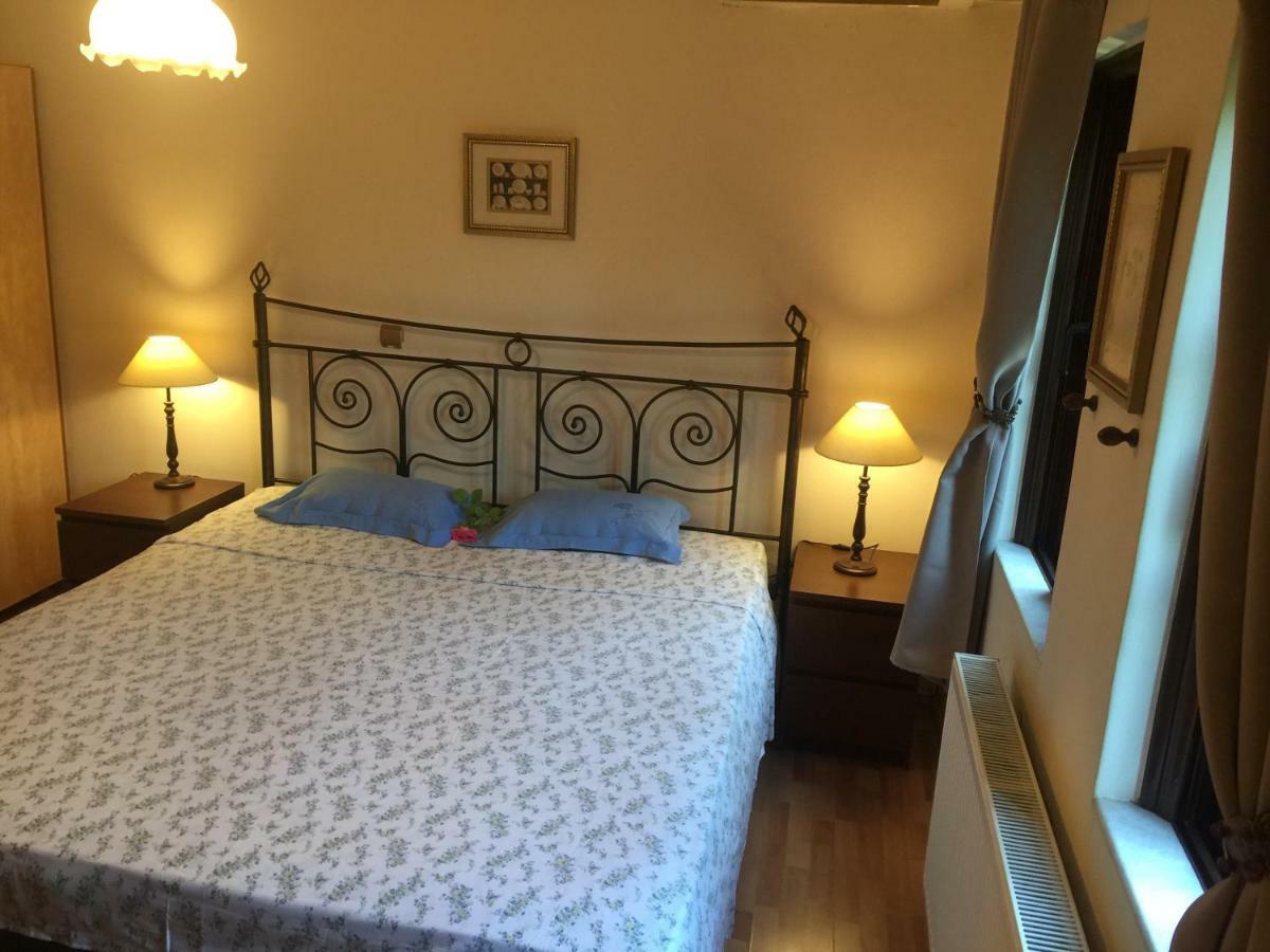 Rafina Great Feeling Villa Екстериор снимка