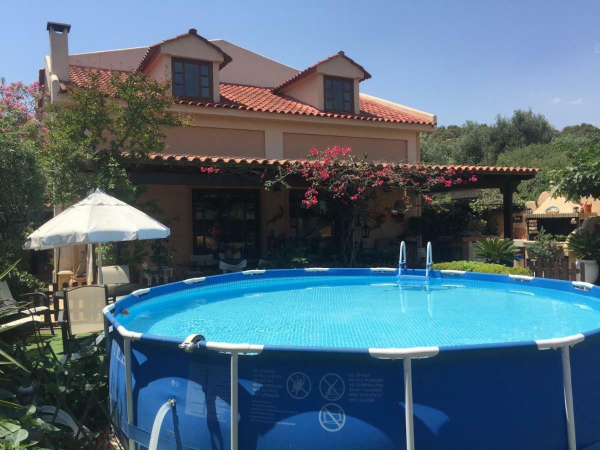Rafina Great Feeling Villa Екстериор снимка