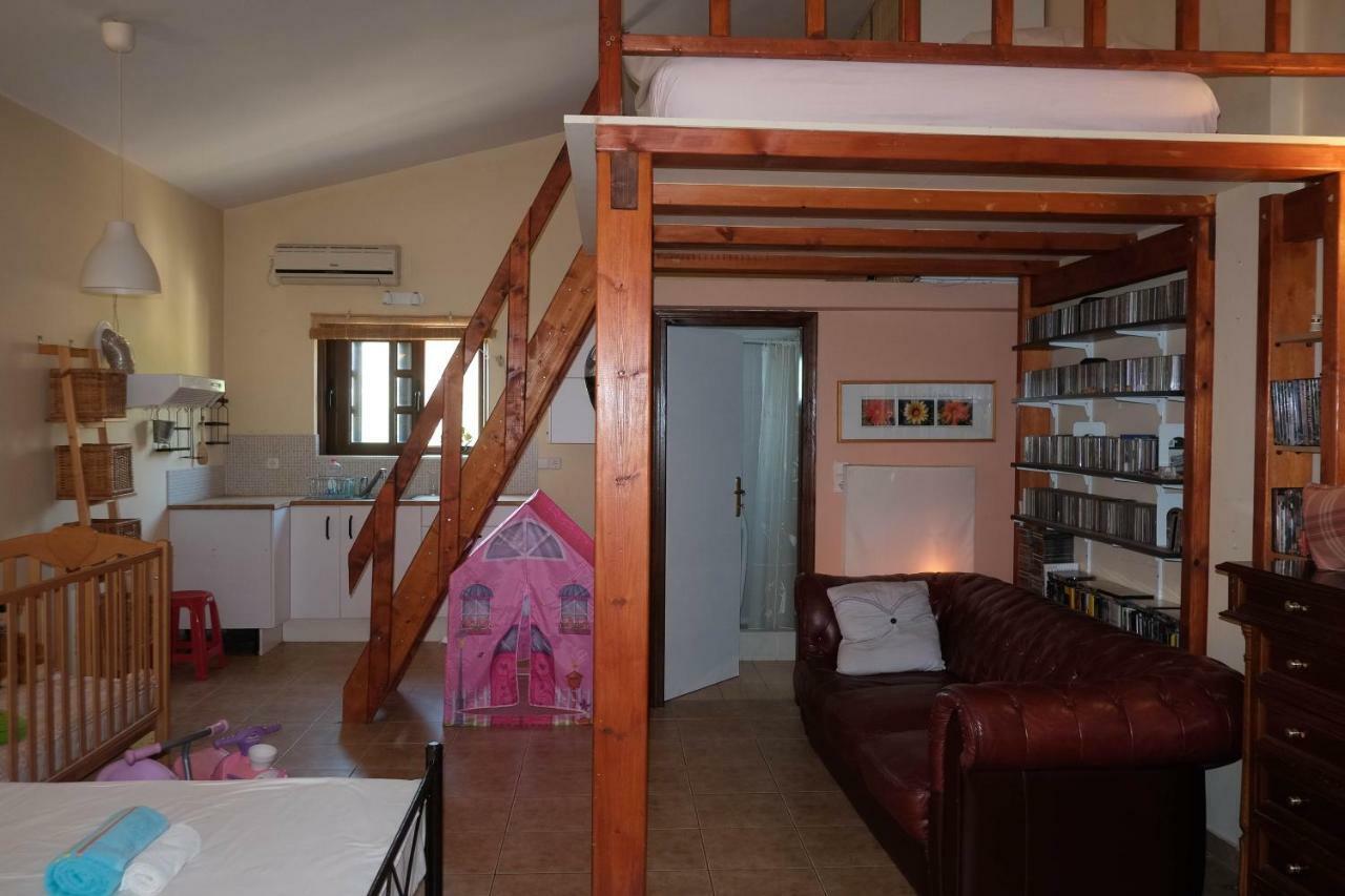 Rafina Great Feeling Villa Екстериор снимка