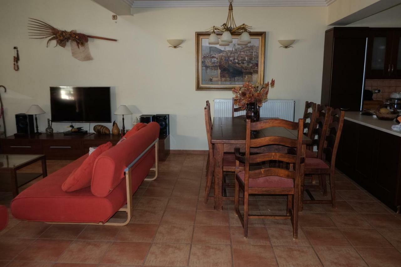 Rafina Great Feeling Villa Екстериор снимка